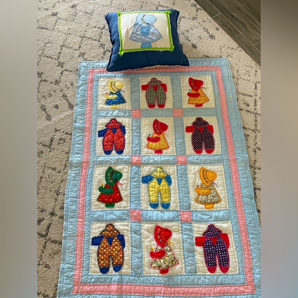 Handmade 49”/34” Crib Sunbonnet Quilt & Throw Pillow